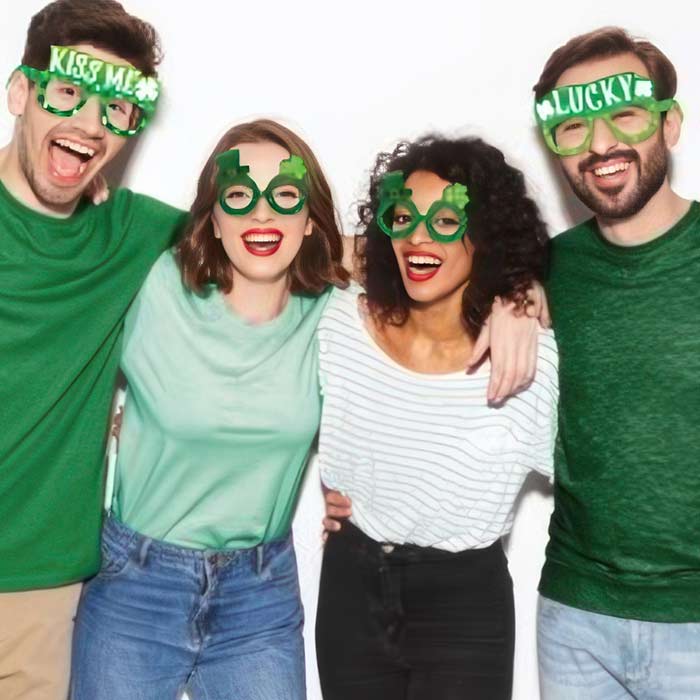 St Patrick's Day Party Supplies & Ideas | Party Save Smile
