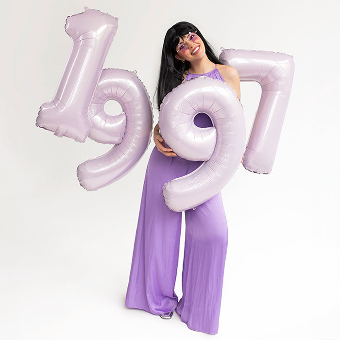 Light Purple 8 Number Balloon 28 Inches