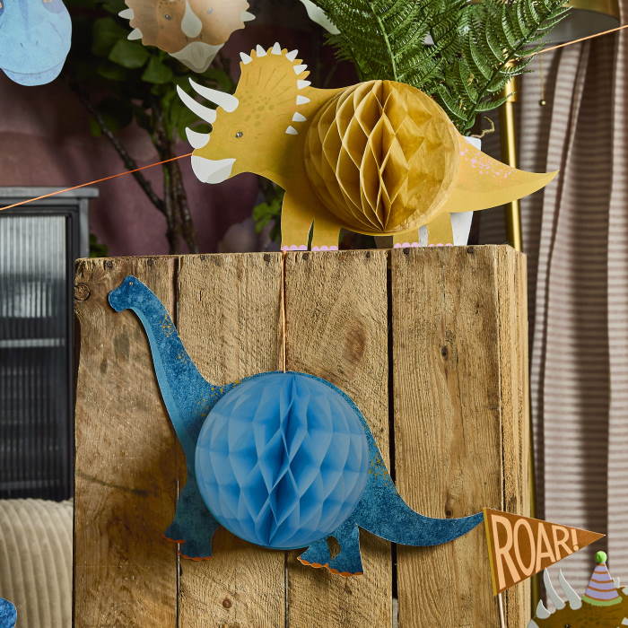 Triceratops & Apatosaurus Dinosaur Hanging Decoration 2 Pack