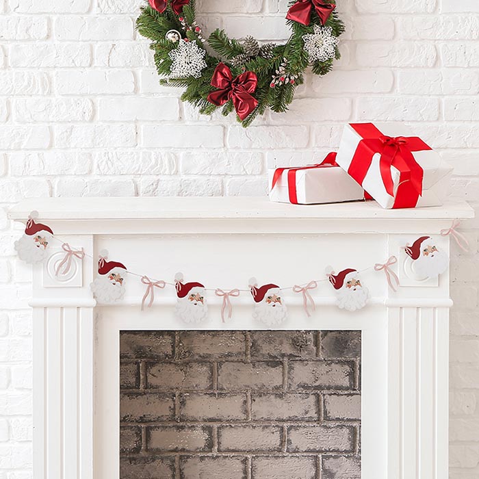 Santa & Bow Christmas Garland Decoration 2 metres